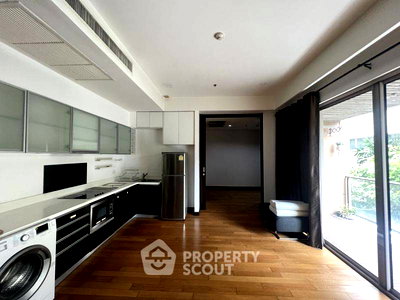 Condos for sale : 2-BR Condo at The Lofts Yennakart in Chong Nonsi (ID 2143769)