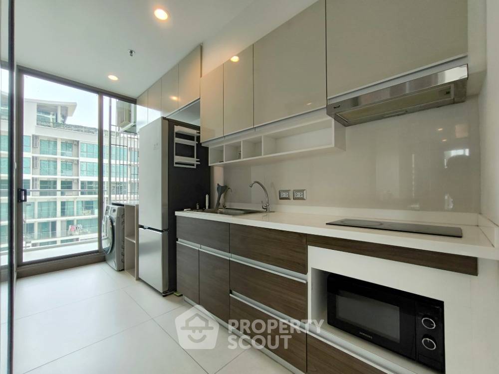picture 2-BR Condo at Supalai Oriental Sukhumvit 39 near MRT Phetchaburi (ID 2029195) - 9/14