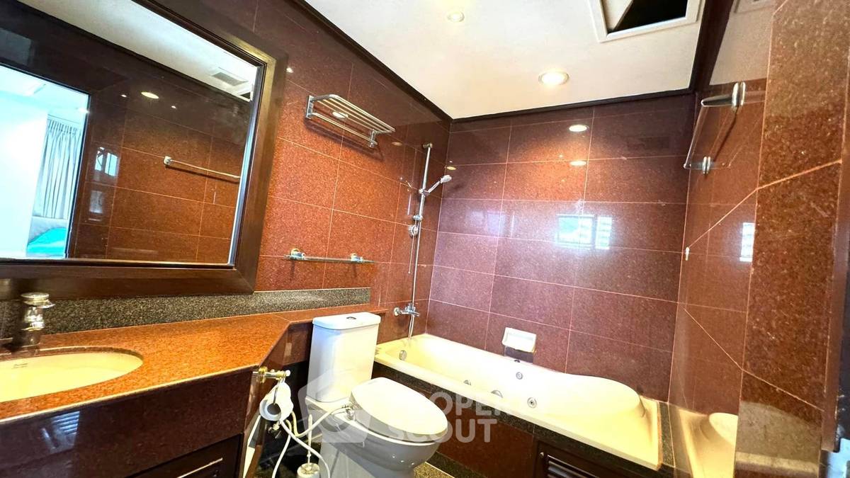 picture 3-BR Condo at Richmond Palace Condominium near BTS Phrom Phong (ID 1447043) - 15/17