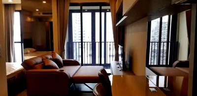 Condos for rent : Ashton                         Asoke 
