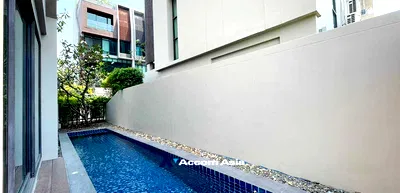 ทาวน์โฮม เขตวัฒนา : 🔼🔽 AccomA 📩 Private Swimming Pool 3 BR Townhouse @The Park lane 22 (AA34040)