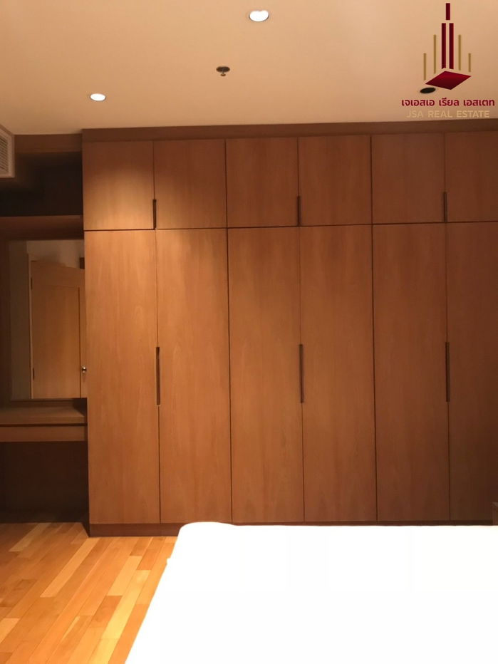 picture ✨ For Rent: The Emporio Place Condo ✨  💰 Only 50,000 THB/month - 2/6