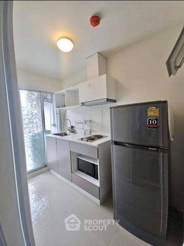 picture 1-BR Condo at D Condo Ping close to CentralFestival Chiangmai (ID 2143998) - 8/10