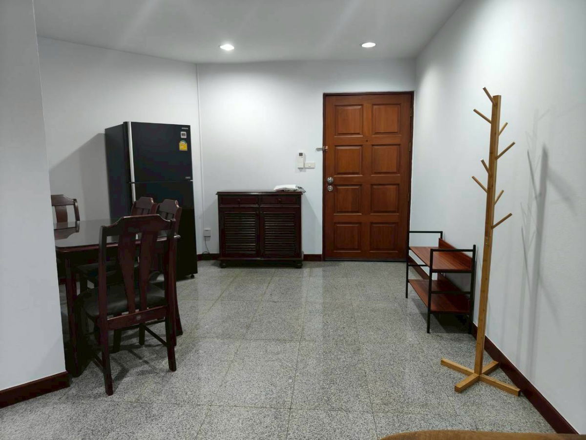 picture Wittayu Complex Condo, 2 Bed, 81 sq.m., Near BTS Ploen Chit - 2/15