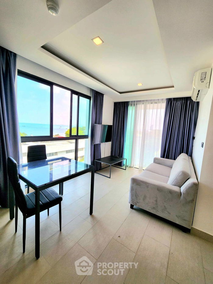 picture 1-BR Condo at The Breeze Beach Side Condominium close to Bangsaray (ID 1794801) - 10/13