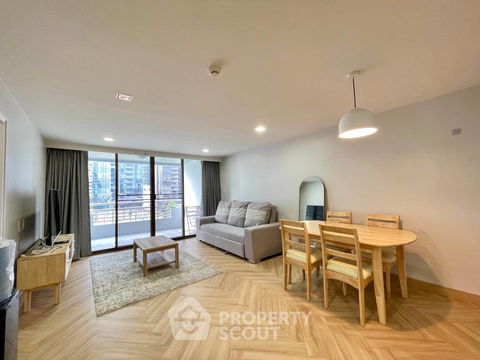2-BR Condo at Acadamia Grand Tower near BTS Phrom Phong (ID 2069686)