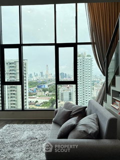 2-BR 36 Sqm Condo On 17th Floor At KnightsBridge Space Rama 9, 300m to MRT Phra Ram 9 (ID 1732428)