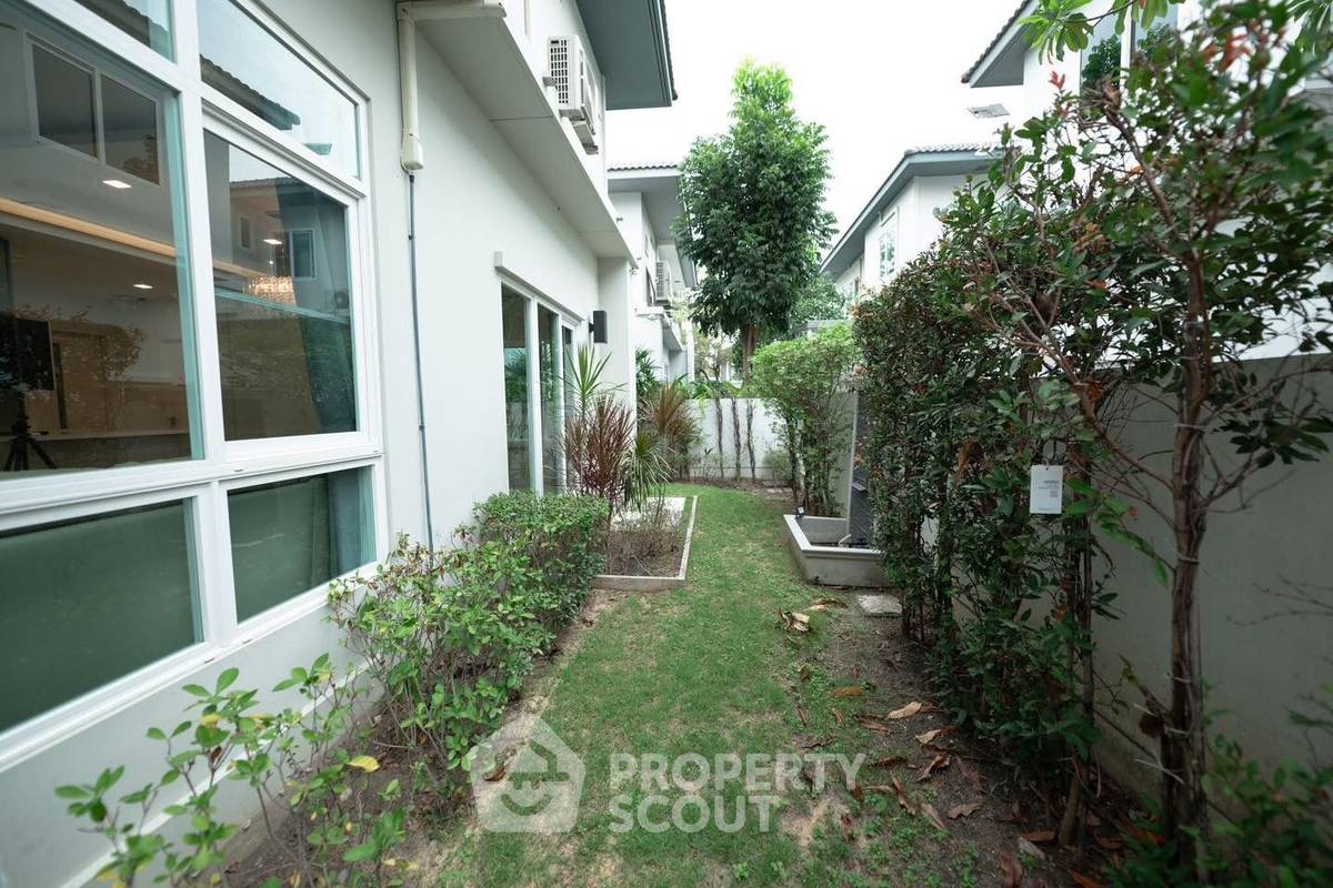 picture 4-BR House at Mantana Bangna-Wongwaen in Dokmai (ID 2079995) - 28/29