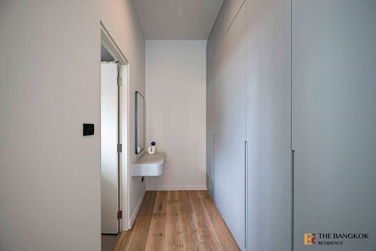 picture  💥Super Deal🏡 Below Market Price, Burasiri Krungthep Kreetha near BTS Yaek Lam Sali (Yellow Line)  - 9/29