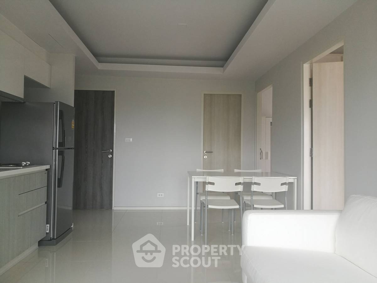 picture 2-BR Condo at Double Lake Condominium in Ban Mai (ID 1812162) - 11/11