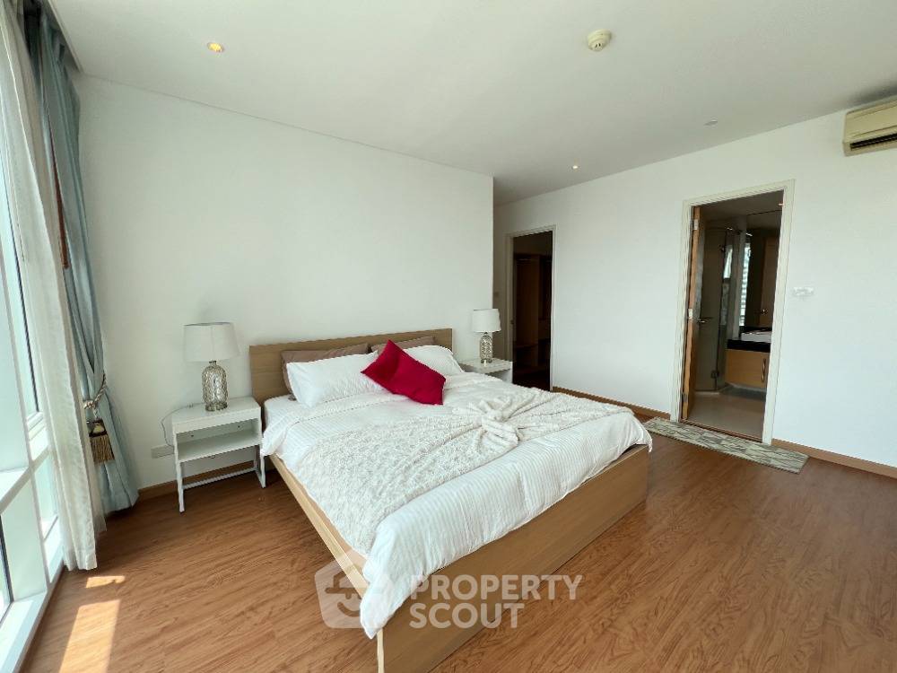 picture 2-BR Condo at Fullerton Sukhumvit near BTS Ekkamai (ID 1789784) - 10/16