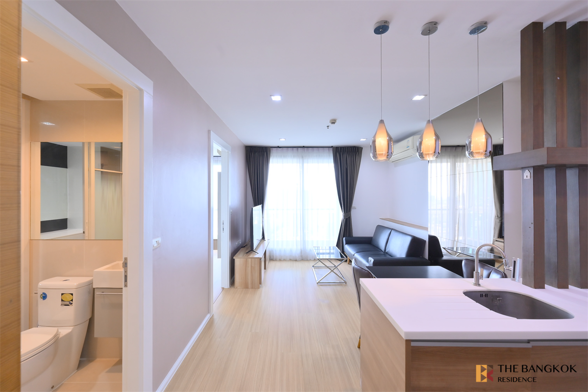 picture RHYTHM Ratchada-Huaikhwang Location Near Employment, Surrounded by Lifestyles near MRT Huai Khwang Station - 2/10