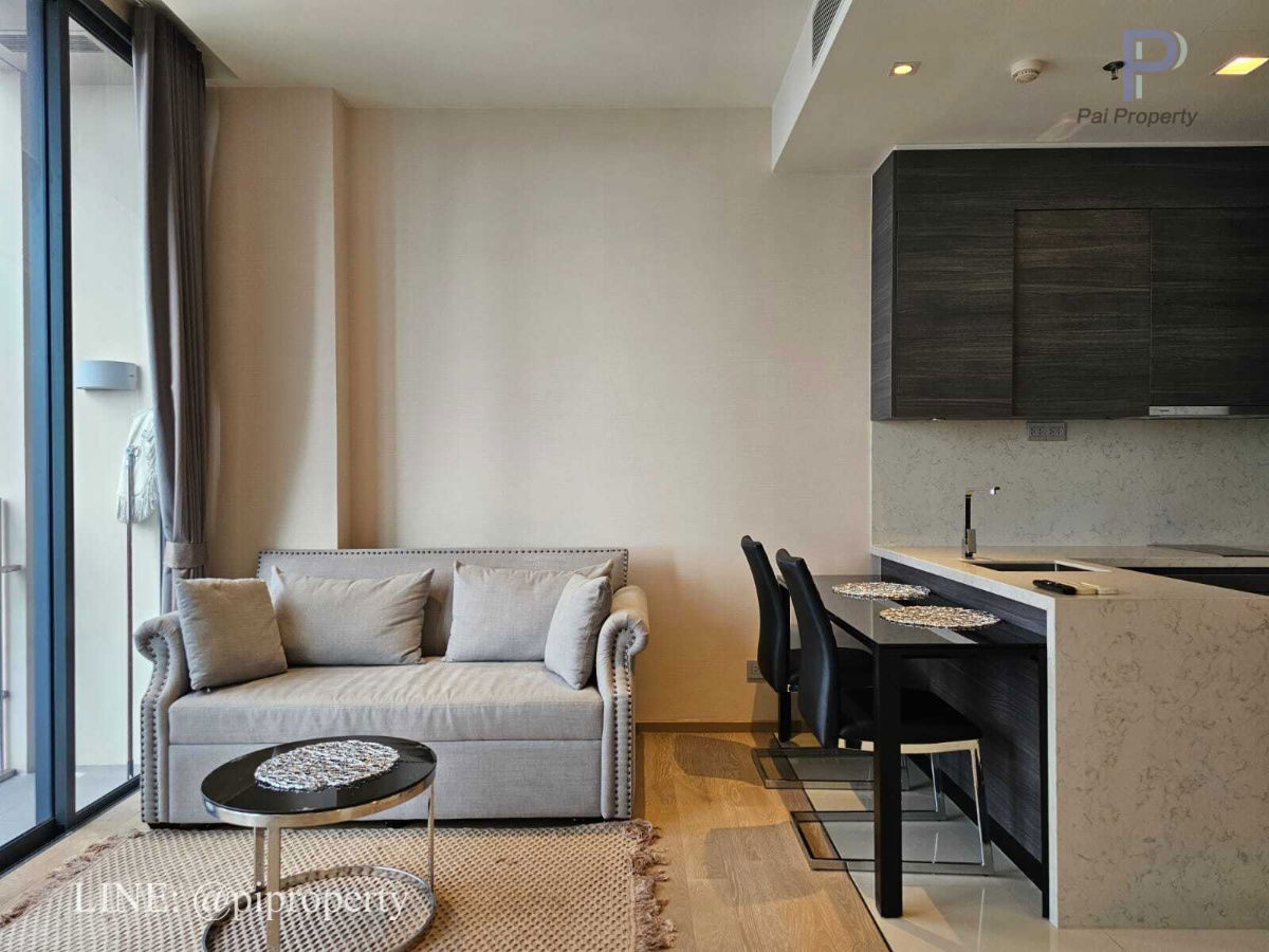 picture High floor great view 1 Bedroom unit for rent in the Esse Asoke. Fully furnished and ready to move in. Top location in Asoke with BTS and MRT systems. - 3/31