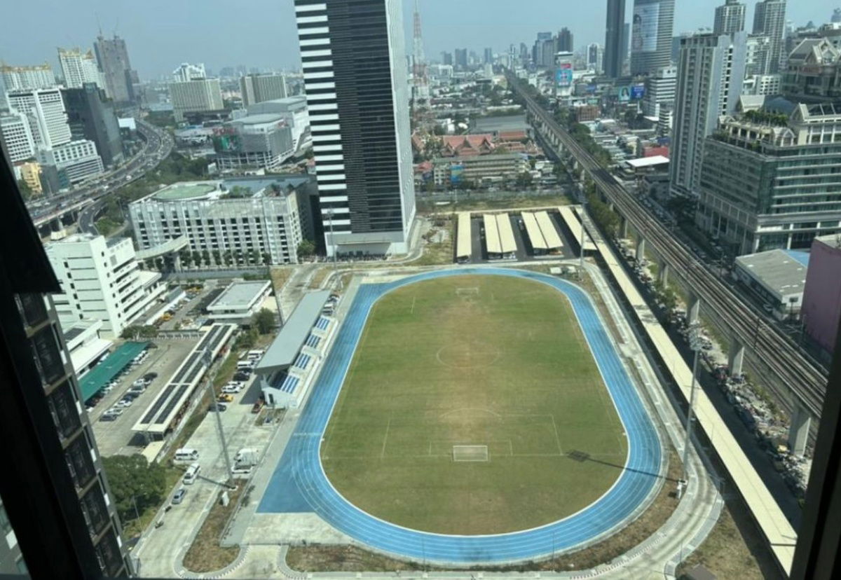 picture For rent: Life Asoke, beautiful, cheap, fully furnished, near MRT Phetchaburi. Interested? Add me on Line @841qqlnr - 17/17