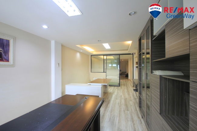 picture For rent, Charoen Nakhon Commercial Building 37, decorated with 5.5 floors, 17 sq.who 25,000 baht/month - 10/26