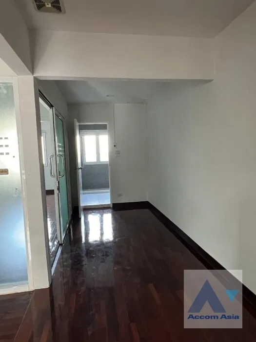 picture 🔼🔽 AccomA 📩 Home Office 4 BR House @Baan Hong Nakorn Sukhumvit (AA38967) - 8/10