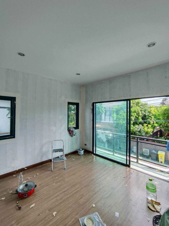 รูป 🏡✨ ขายบ้านแฝดหลังกลาง รีโนเวทใหม่ทั้งหลัง ✨🏡 📍 หมู่บ้าน The Plant ปิ่นเกล้า–สาย 5 - รูปที่ 6/8