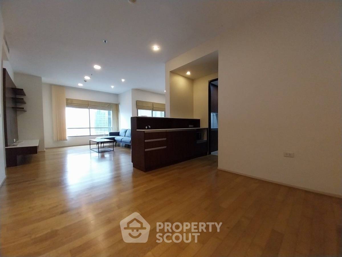 picture 2-BR Condo at The Madison near BTS Phrom Phong (ID 1995275) - 2/20