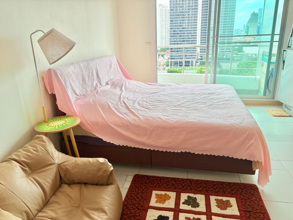 picture Condo for rent: Supalai River Place - 2/9