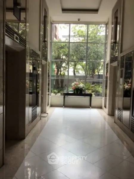picture 2-BR Condo at Baan Klang Krung Siam-Pathumwan Condominium near BTS Ratchathewi (ID 2316926) - 11/11