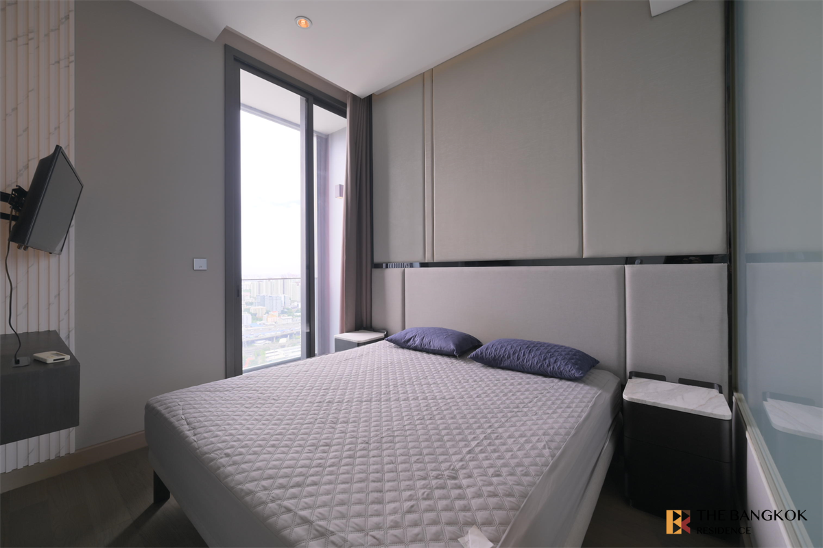 picture THE ESSE at SINGHA COMPLEX Condo in Prime Location, Attractive Price near MRT Phetchaburi Station - 9/10