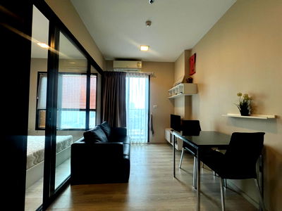 คอนโดให้เช่า : ด่วน ให้เช่าโดเลต มิสท์ พระรทม 9 ใกล้ MRT พระราม 9 ห้องสวย เฟอร์นิเจอร์ครบ พร้อมย้ายเข้าอยู่ 