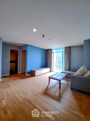 Condos for sale Sathorn Thani Tower : 1-BR Condo at Urbana Sathorn Condominium near BTS Sala Daeng (ID 1069578)