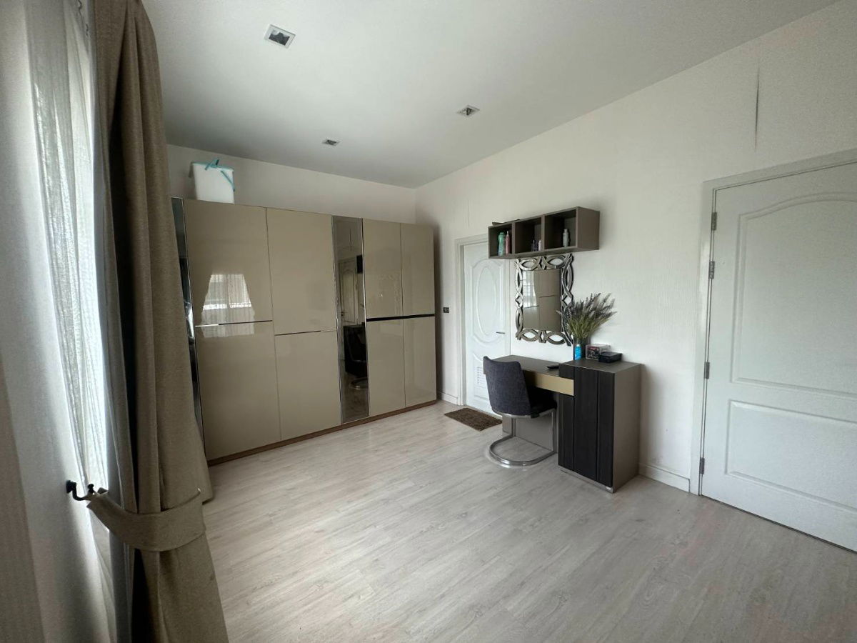 picture HOUSE FOR RENT: PERFECT PLACE WONGWAEN-RAMKHAMHAENG 2 - 23/24
