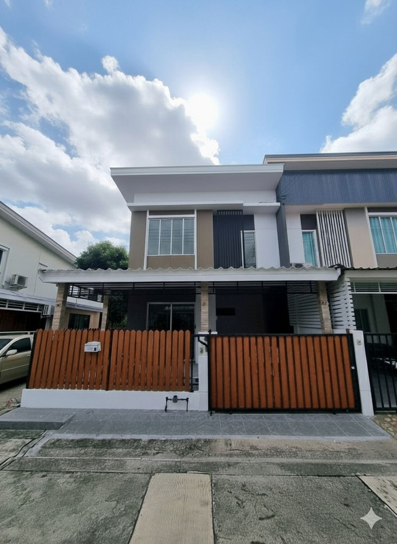 Townhouses for sale : ✨ Corner townhome for sale in Pruksa Ville 77 Village, Phutthamonthon Sai 4 ✨