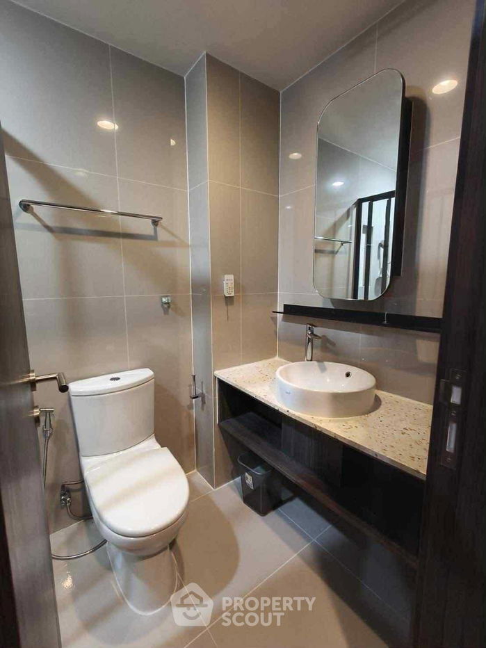picture Studio Condo at XT Huaikhwang near MRT Huai Khwang (ID 2321317) - 12/13