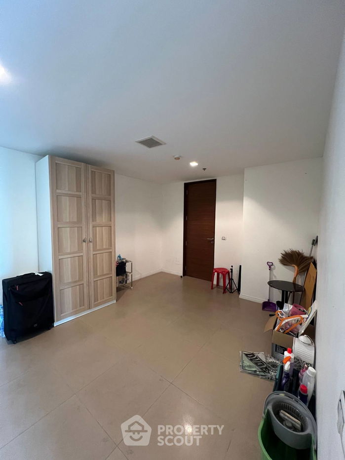 picture 3-BR Condo at The River Condominium near BTS Saphan Taksin (ID 2320540) - 7/30