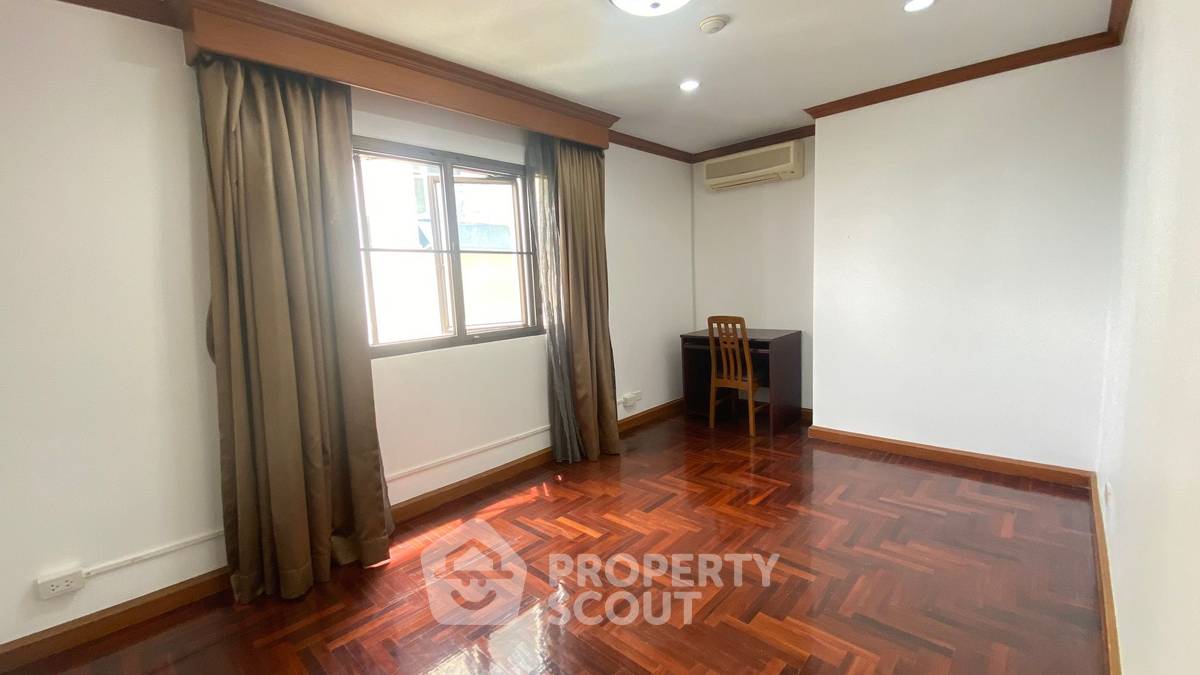 picture 3-BR Condo at Top View Tower Condominium near BTS Thong Lor (ID 2322828) - 12/13