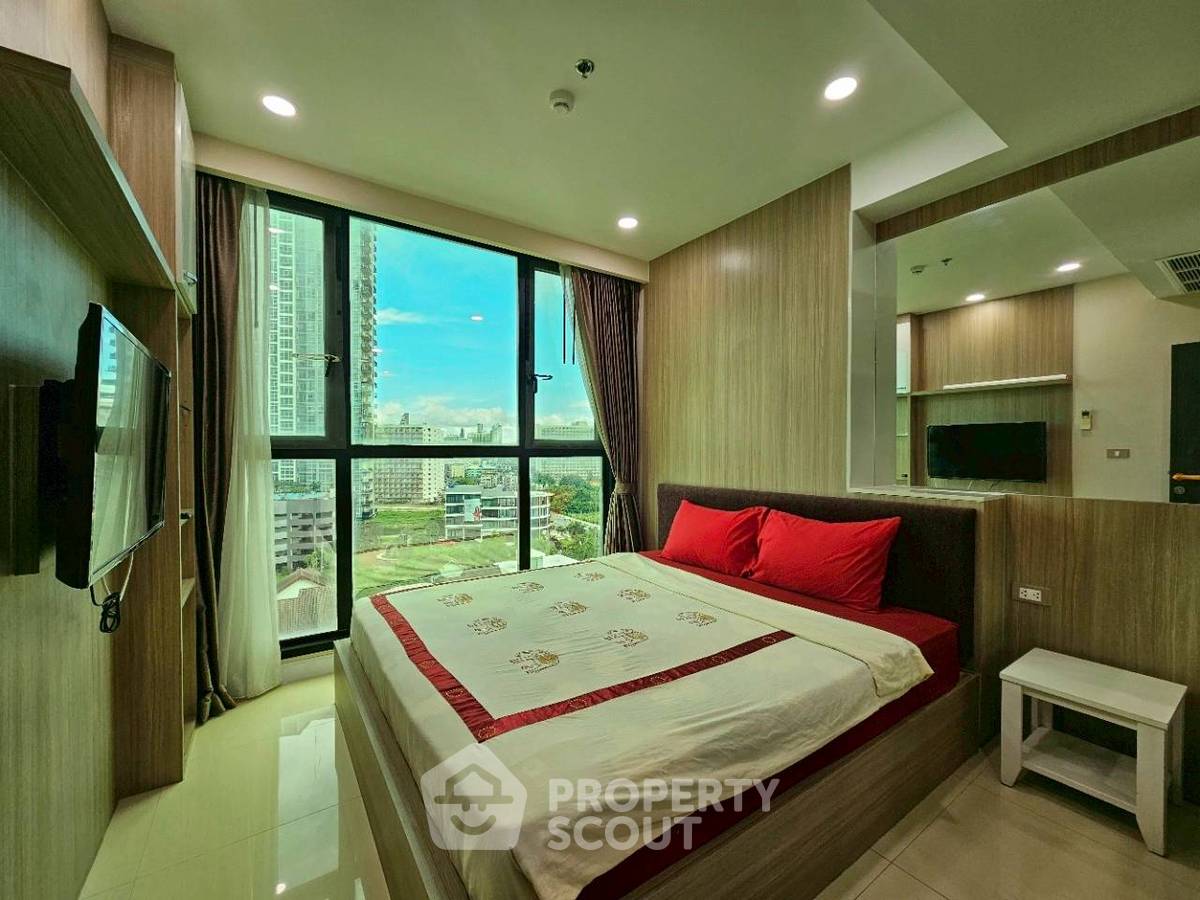 picture 1-BR Condo at Dusit Grand Condo View close to Jomtien Beach (ID 2323583) - 1/10