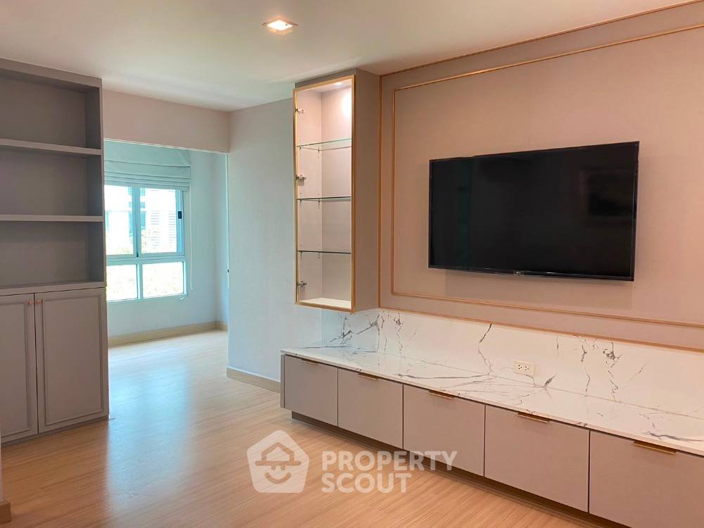 picture 2-BR Condo at The Room Sukhumvit 79 near BTS On Nut (ID 1521021) - 2/7