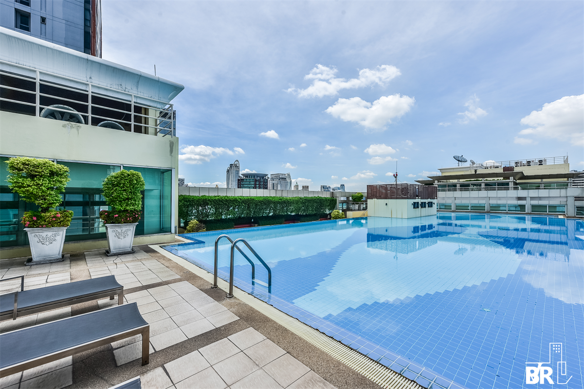 picture Baan Klang Krung Siam Pathumwan Move-in Ready, Just Bring Your Stuff near Airport Rail Link Phaya Thai Station - 9/9