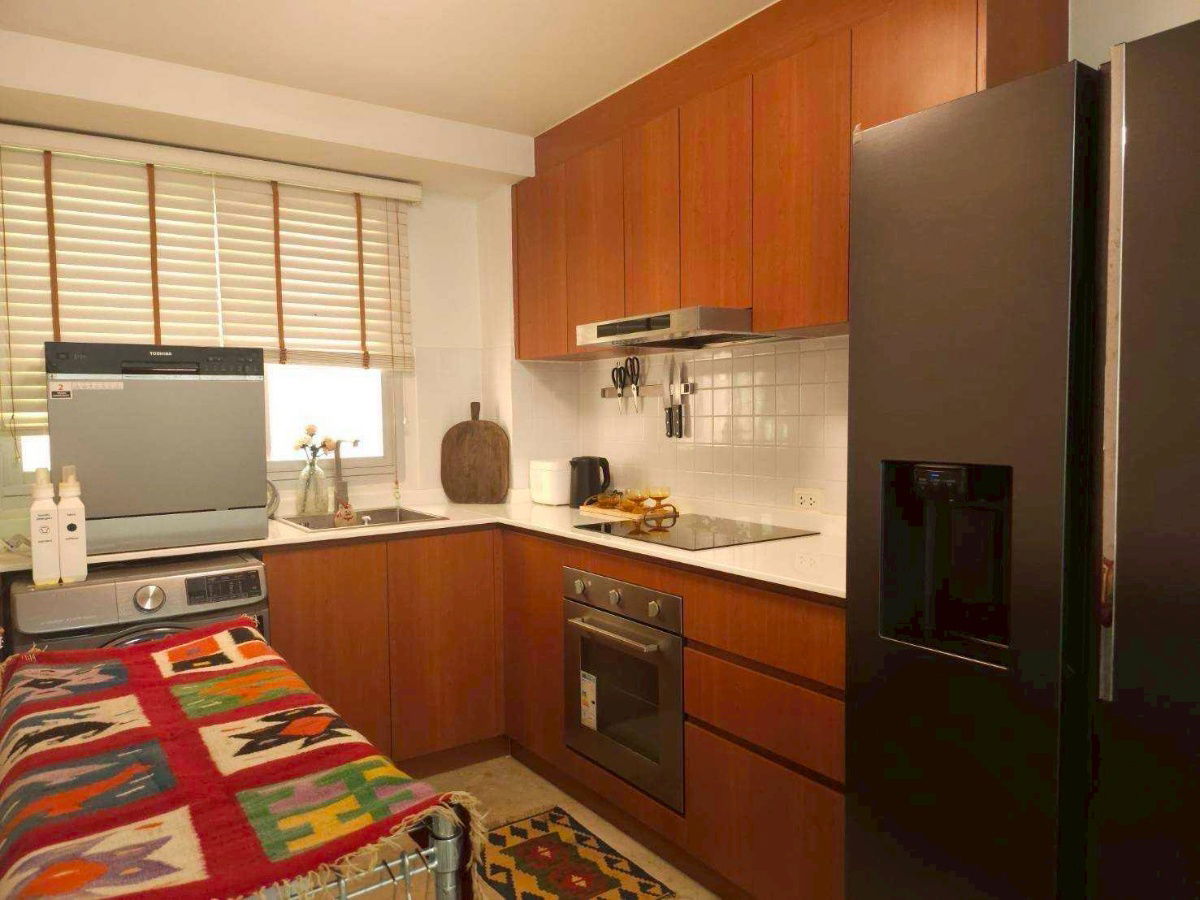 picture 49 Plus, available for rent in a big room in the city center, home-style room, warm, pleasant to watch 063-384-4228  - 5/8