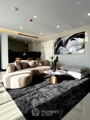 Condos for sale : 4-BR Condo at Grande Caribbean Condo Resort Pattaya close to Pattaya South (ID 2323170)