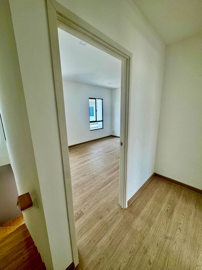 รูป ขาย Townhome 3 ชั้น พาทิโอ รามอินทรา - วัชรพล (Master Type) บ้านใหม่ ไม่เคยเข้าอยู่ | Built-in สวยงาม | เหมาะอยู่อาศัยและทำธุรกิจ | ขายพร้อมผู้เช่า - รูปที่ 15/20