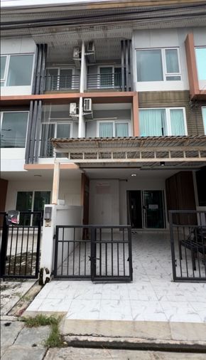 ขาย ทาวน์โฮม เดอะทรัสต์ซิตี้ งามวงศ์วาน 170 ตรม 29 ตรว สวย พร้อมอยู่ เดินทางสะดวก