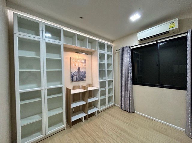 picture Town Home For Rent Baan Klang Mueng Rattanatibet Nonthaburi - 4/8