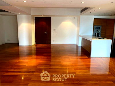 ขายคอนโด : คอนโด 3-ห้องนอน ที่ เดอะ พาโน พระราม 3 ใน บางโพงพาง (ID 2324144)