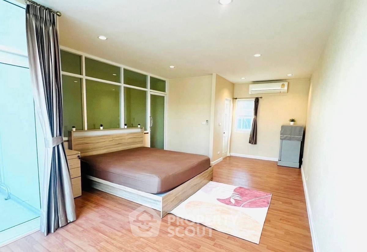 picture 3-BR Townhouse at The Metro Rama 9 in Prawet (ID 1480310) - 6/12