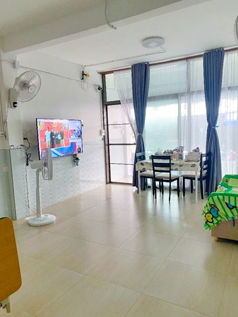 picture ARL PhayaThai 599m. BTS Ratchathewi 599m. Siam Paragon 1.1km. Pratunam 4-storey commercial building - 2/8