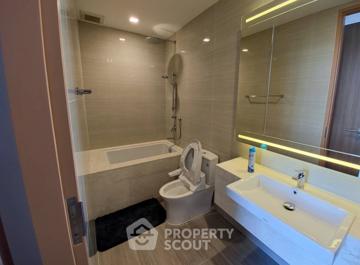 picture 2-BR Condo at Noble Be 33 near BTS Phrom Phong (ID 2323286) - 4/5