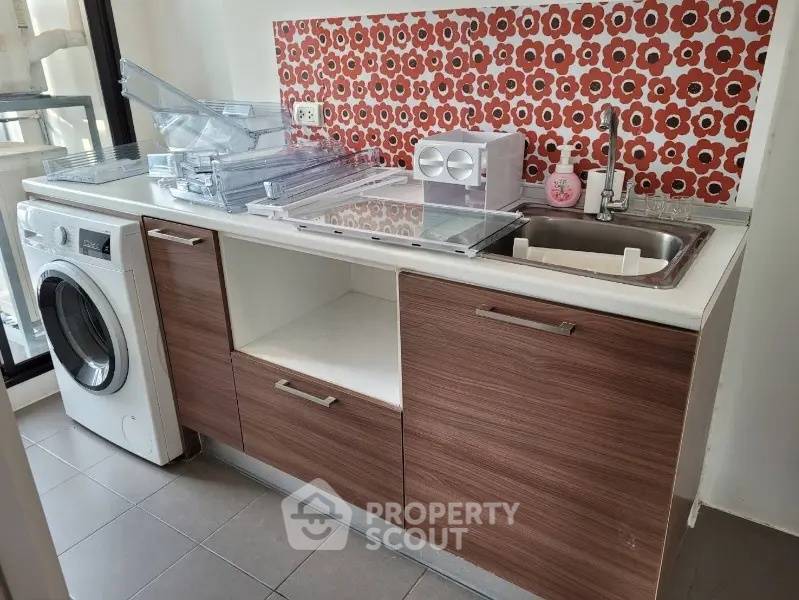 picture 2-BR Condo at The Tree Interchange near MRT Bang Pho (ID 2317049) - 13/25