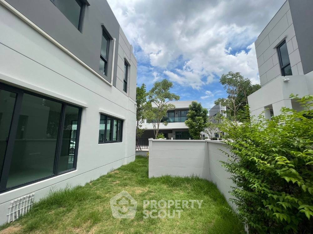 รูป บ้าน 5-ห้องนอน ใน บางแก้ว (ID 1374858) - รูปที่ 27/29