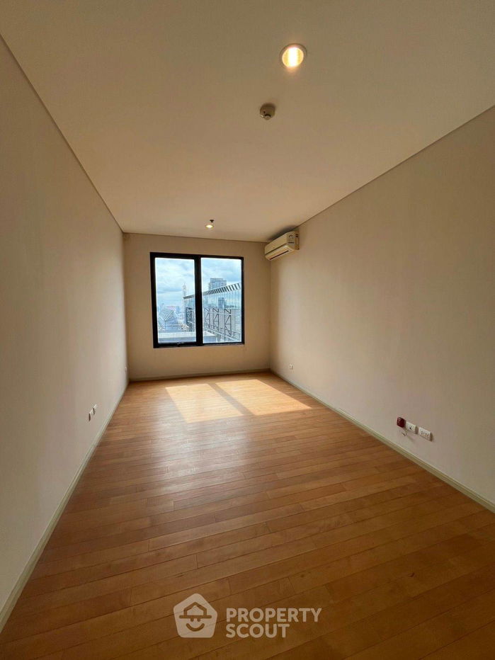 picture 5-BR Condo at Villa Asoke near MRT Phetchaburi (ID 2323991) - 2/12