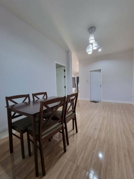 picture For rent, a 2-story detached house, fully furnished, located in the San Phak Wan area, Hang Dong. Convenient transportation RW006966  - 8/10