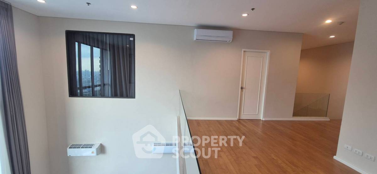 picture 4-BR Condo at Villa Asoke near MRT Phetchaburi (ID 2323957) - 16/22