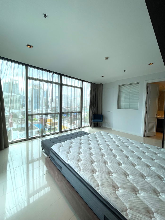 picture Rental residences near BTS Ploenchit Furniture Ready - 18/31